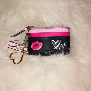⭐️⭐️Brand New Victoria Secret Card Case⭐️⭐️